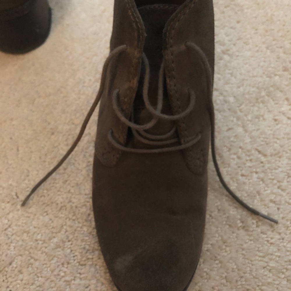 Clark’s Collection Soft Cushion Booties - image 3